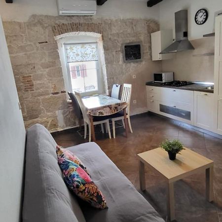 Apartment Alba Funtana Εξωτερικό φωτογραφία